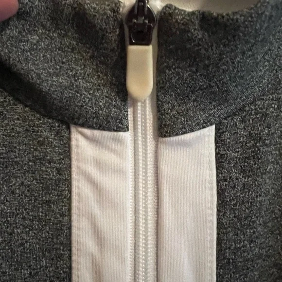 Gray and White Zip-Up Jacket - Picture 3 of 10